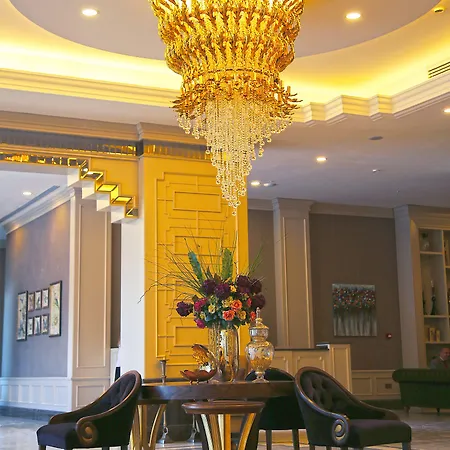 Отель Morrian 5*